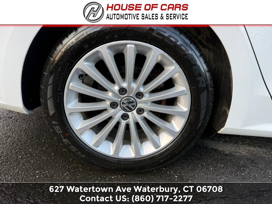 Used 2017 Volkswagen Passat 1.8T SE image 24