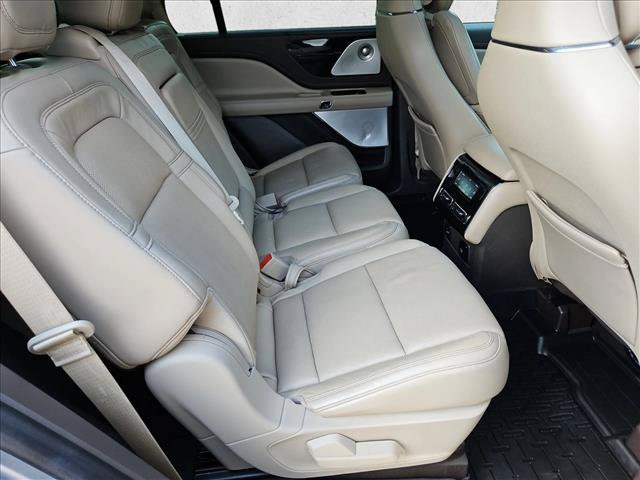 Used 2021 Lincoln Aviator Reserve w/ Equipment Group 201A AWD/4WD image 22