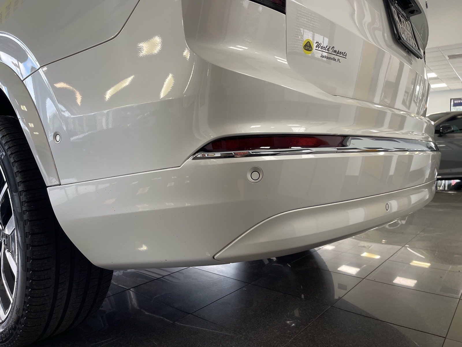 Used 2025 Volvo XC90 T8 Ultra w/ Protection Package Premier AWD/4WD image 16