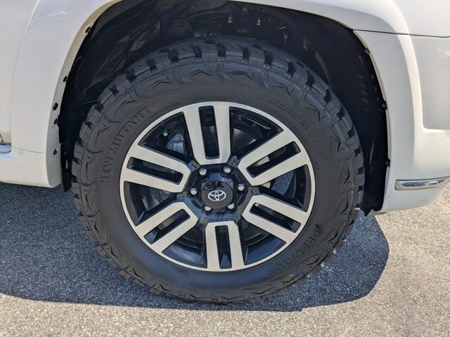 Used 2024 Toyota 4Runner Limited AWD/4WD image 11