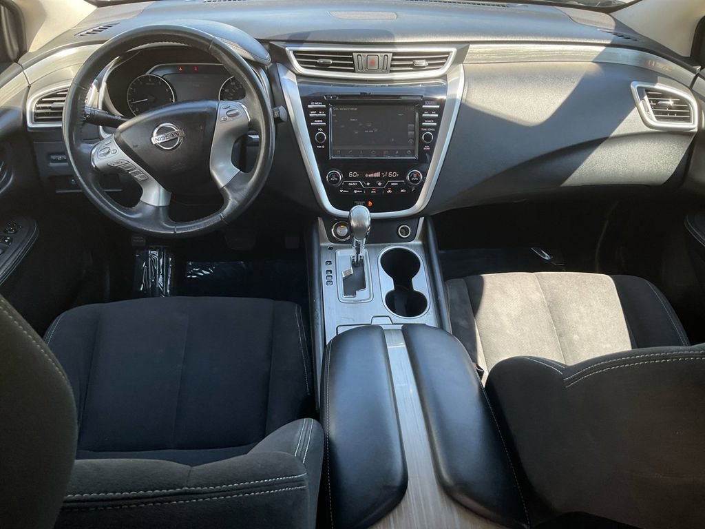 Used 2017 Nissan Murano SV image 30