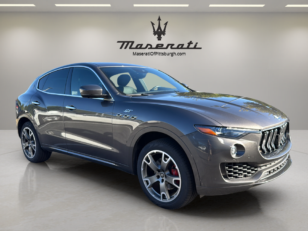 Used 2023 Maserati Levante GT AWD/4WD image 3