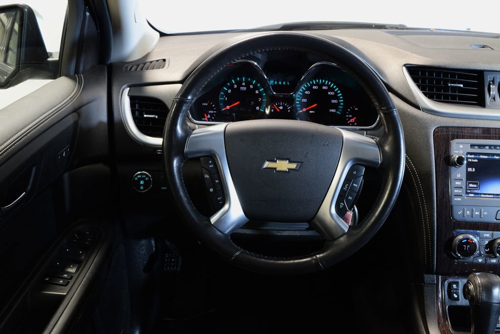 Used 2017 Chevrolet Traverse Premier image 15