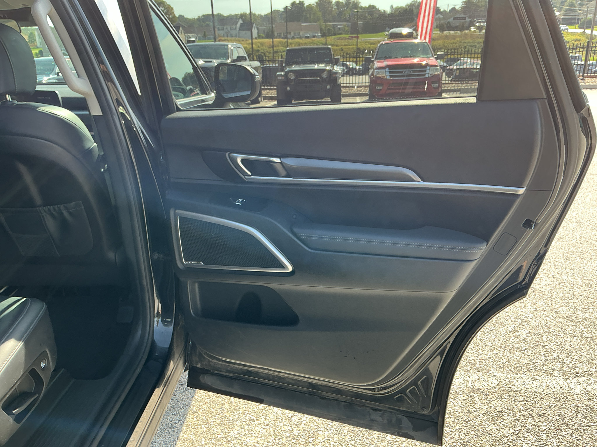 Used 2024 Kia Telluride S AWD/4WD image 22