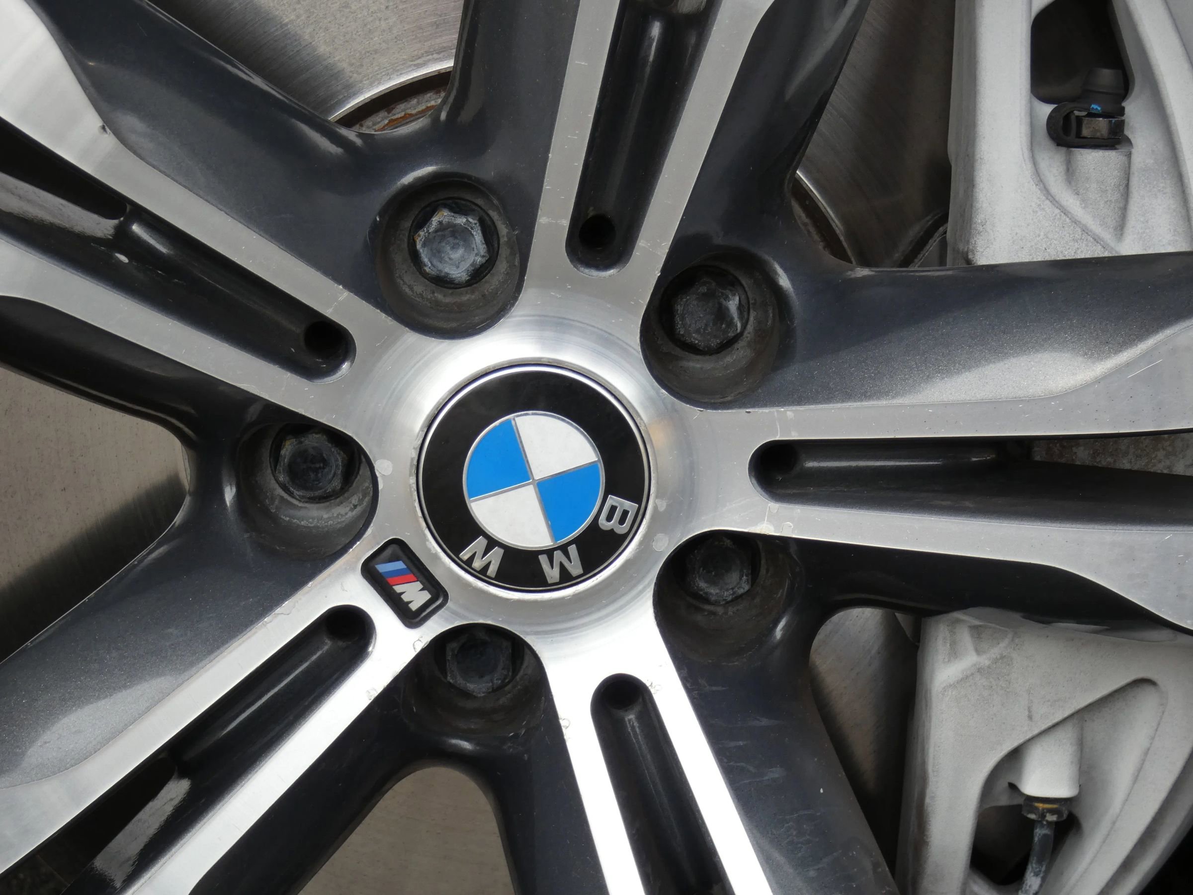 Used 2016 BMW 750i xDrive image 22