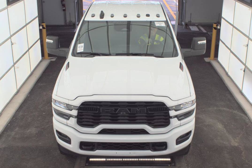 Used 2025 RAM 2500 Big Horn AWD/4WD image 15