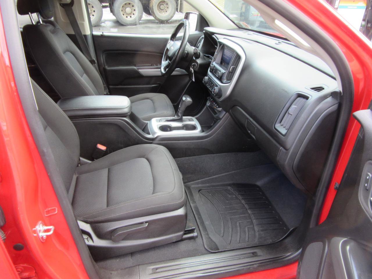 Used 2019 Chevrolet Colorado LT w/ LPO, Premium Interior Package image 12