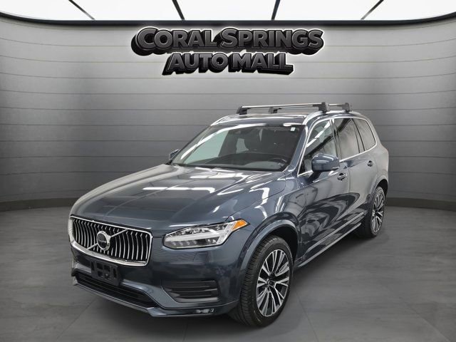 Used 2022 Volvo XC90 T5 Momentum w/ Climate Package AWD/4WD image 3