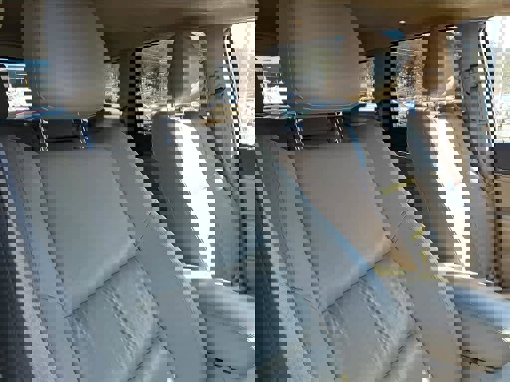 Used 2016 Jeep Grand Cherokee Limited image 27