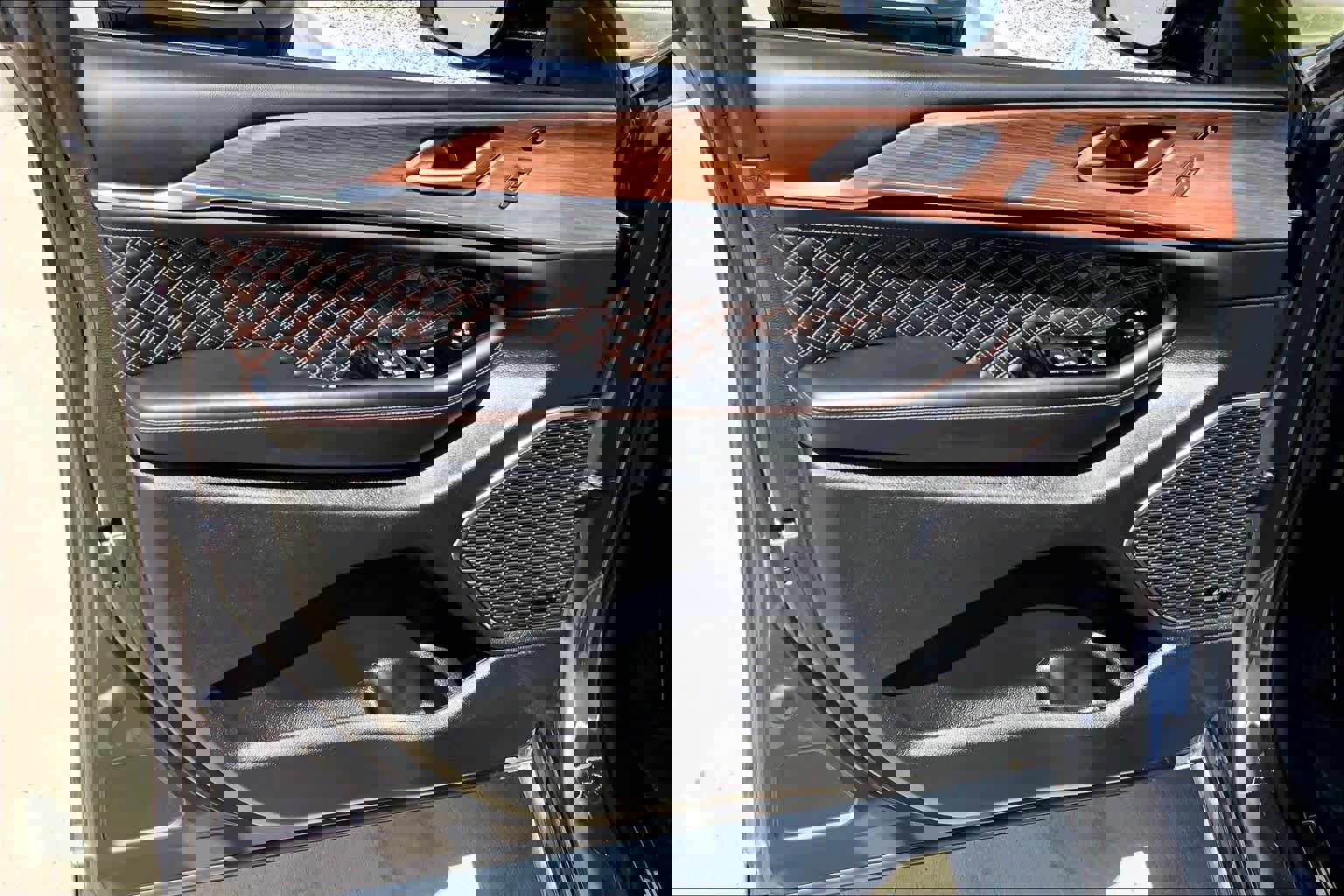 Used 2024 Jeep Grand Cherokee L Summit w/ High Altitude Package image 21