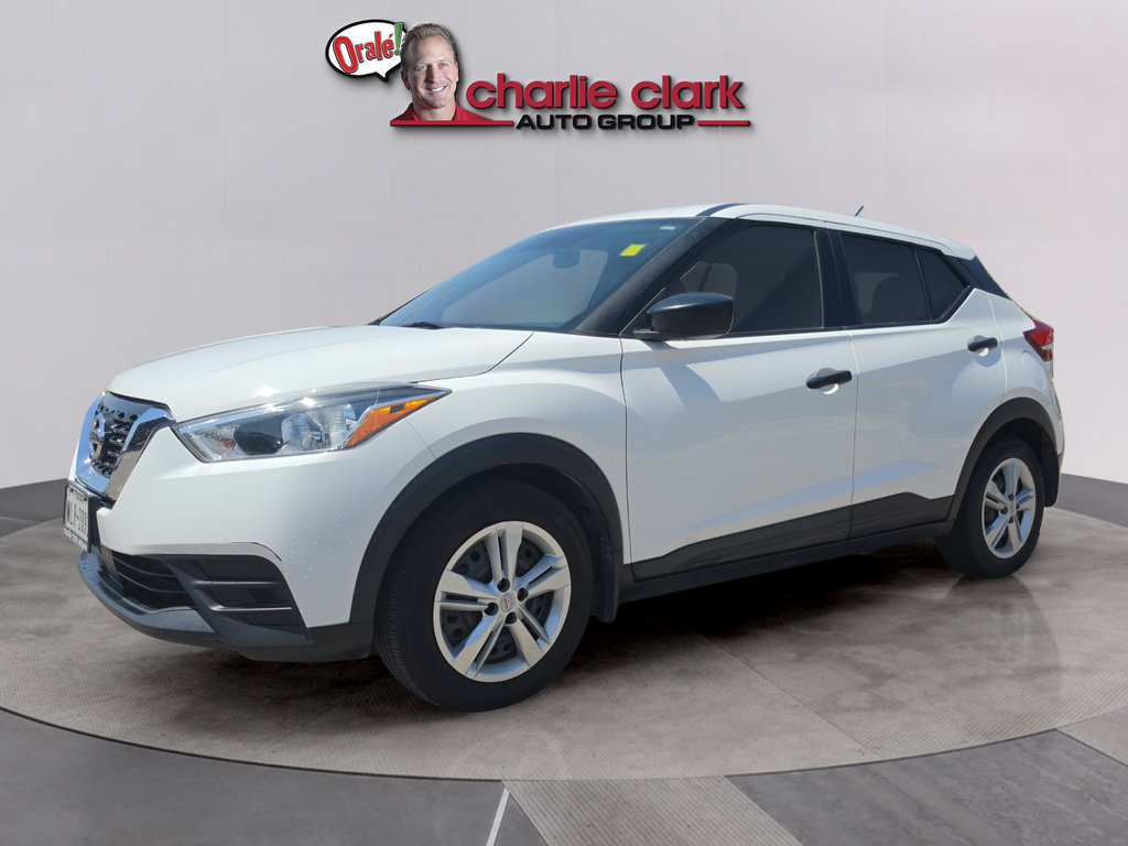 Used 2020 Nissan Kicks S FWD image 1