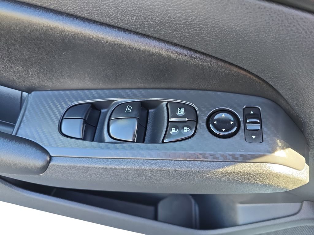 Used 2025 Nissan Altima 2.5 S image 18