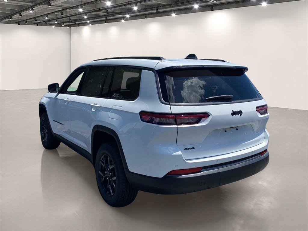 New 2026 Jeep Grand Cherokee L 4WD image 3