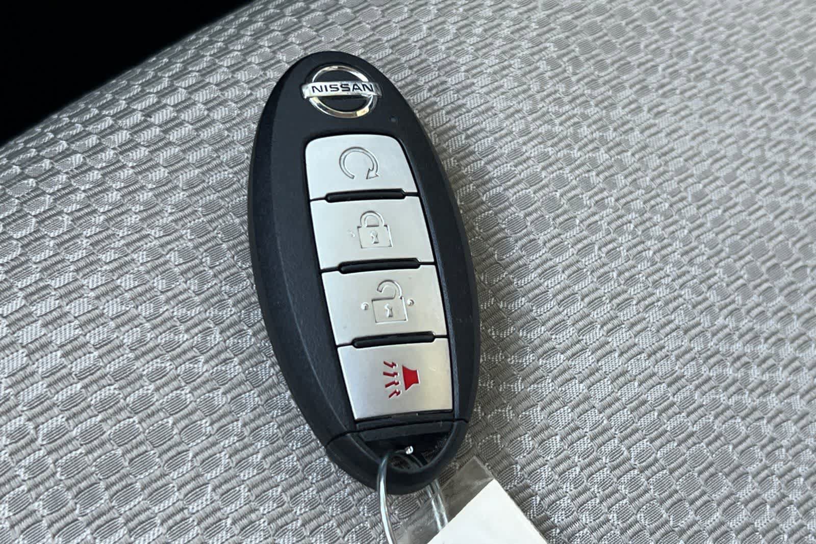 Used 2022 Nissan Rogue Sport SV w/ Technology Package FWD image 27