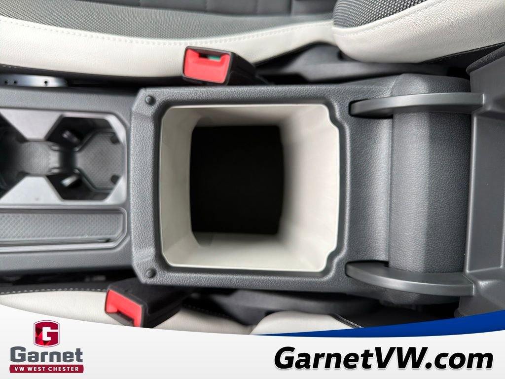 New 2026 Volkswagen Taos SE image 21