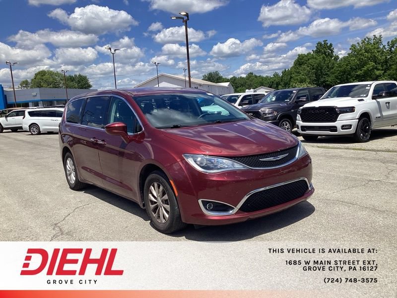 Used 2019 Chrysler Pacifica Touring Plus w/ Cold Weather Group FWD video 1