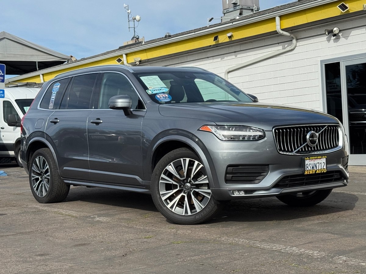 Used 2020 Volvo XC90 T5 Momentum w/ Protection Package Premier FWD image 2