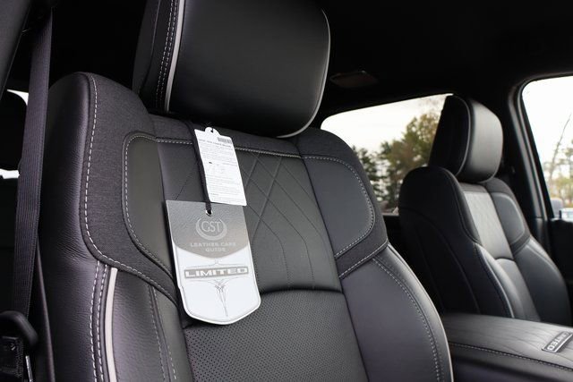 Used 2025 RAM 3500 Limited image 58