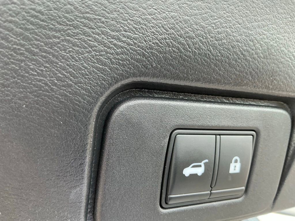 Used 2023 Nissan Rogue SL w/ SL Premium Package FWD image 11