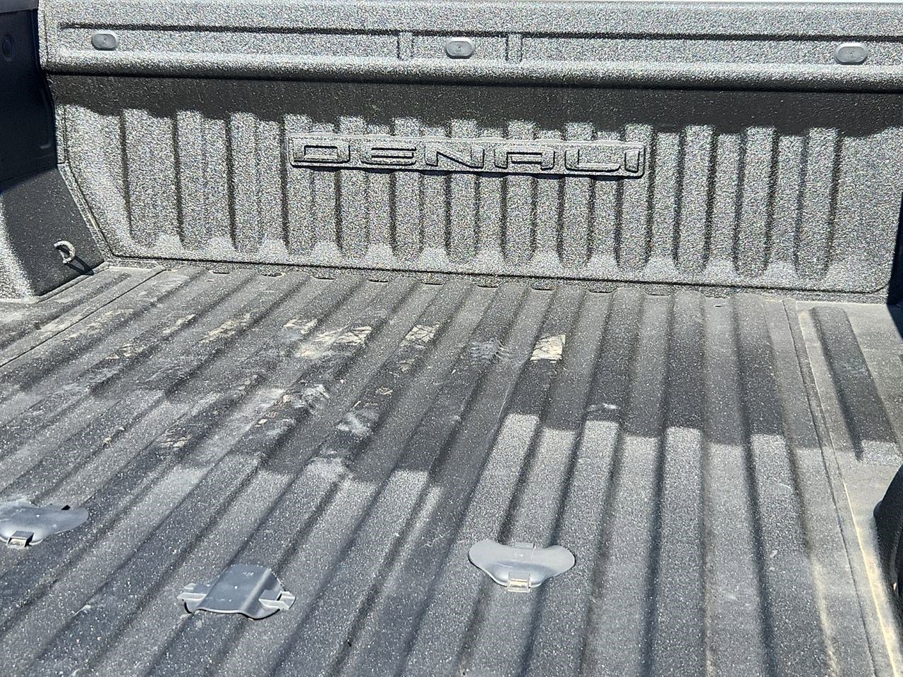 Used 2024 GMC Sierra 3500 Denali Ultimate image 20