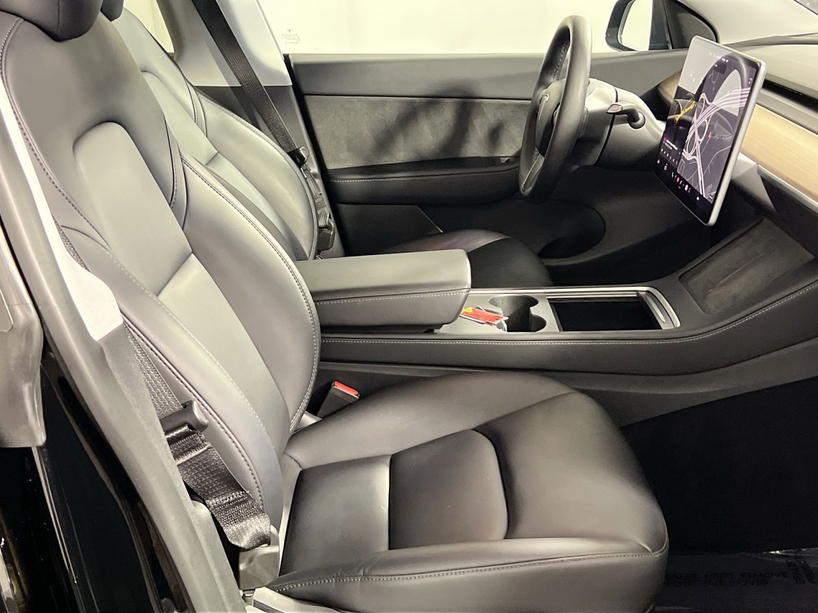 Used 2022 Tesla Model Y Performance image 29