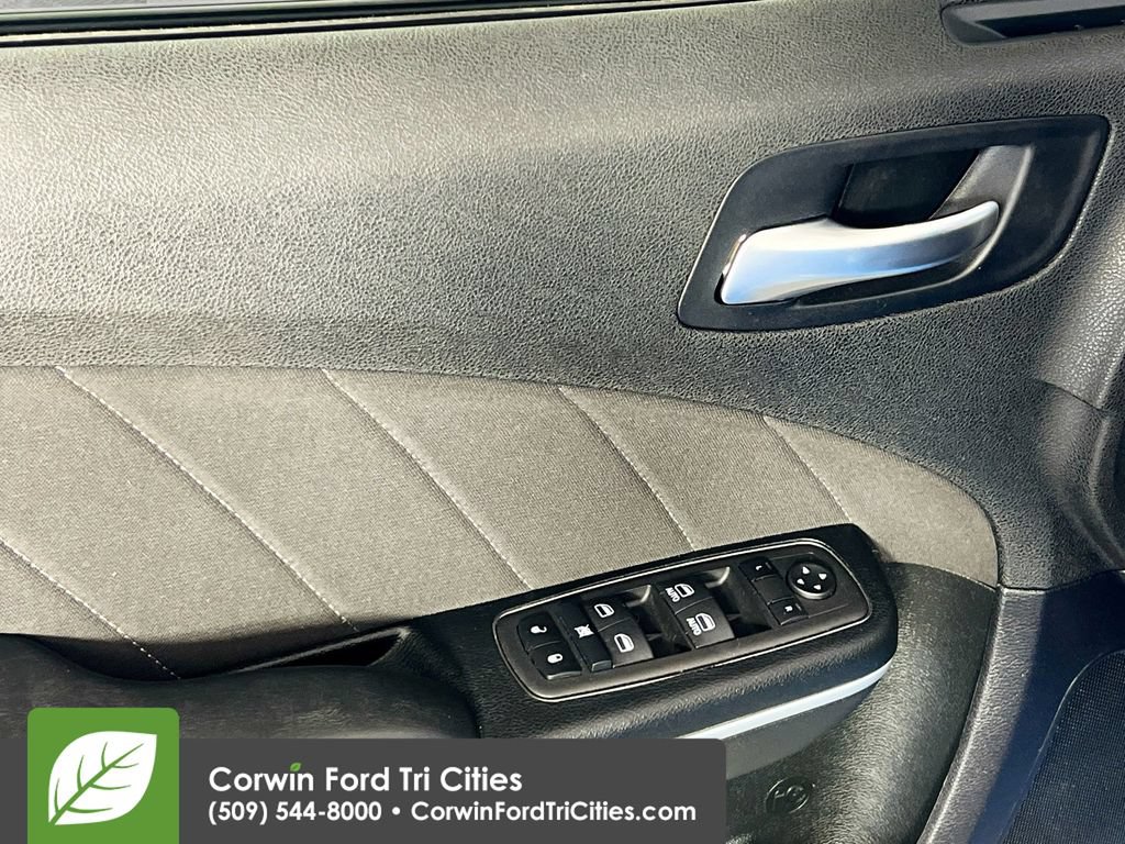 Used 2023 Dodge Charger SXT RWD image 12