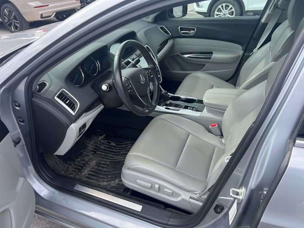 Used 2018 Acura TLX w/ Technology Package image 7