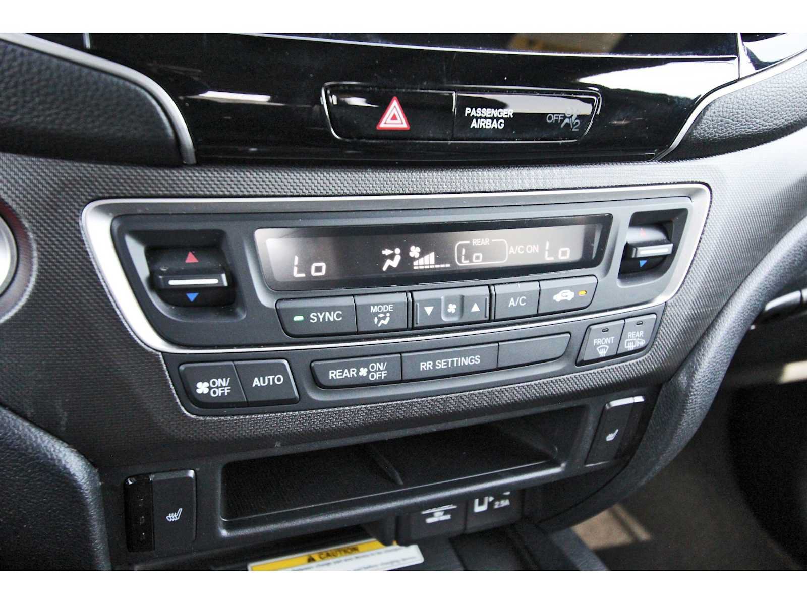 Used 2022 Honda Passport TrailSport image 25