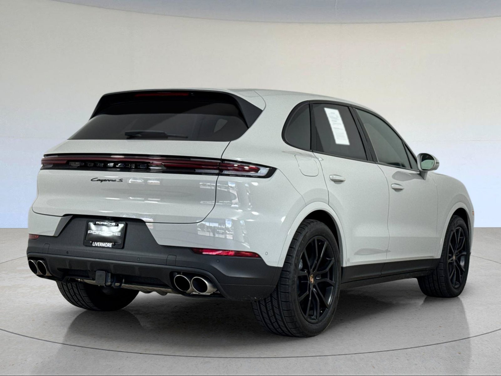 Used 2026 Porsche Cayenne S AWD/4WD image 8