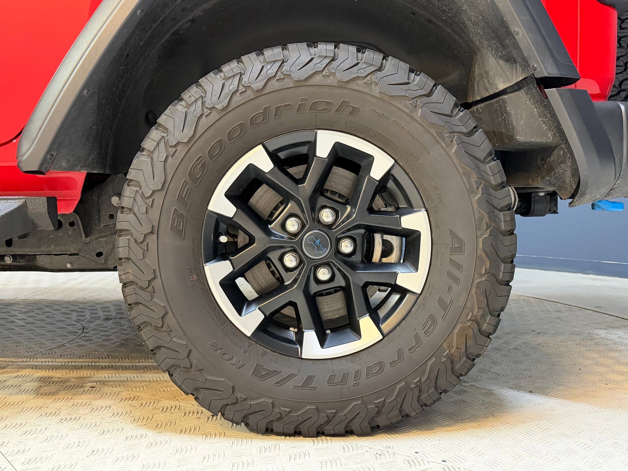 Used 2024 Jeep Wrangler Unlimited Rubicon 4xe w/ Safety Group image 12