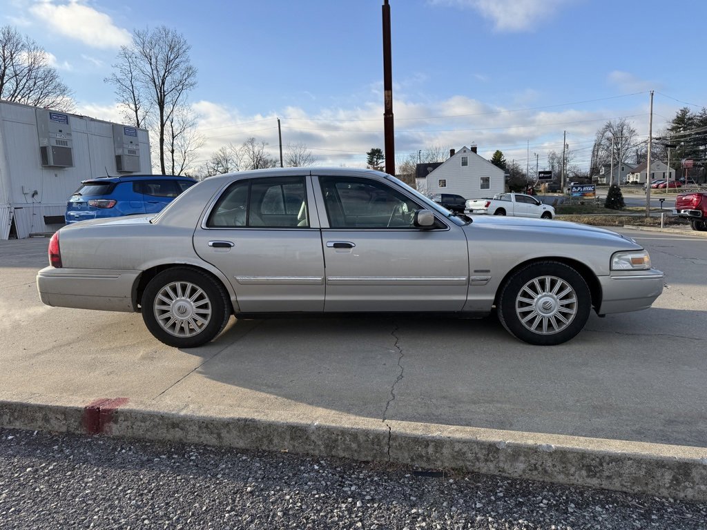 Used 2010 Mercury Grand Marquis LS image 5