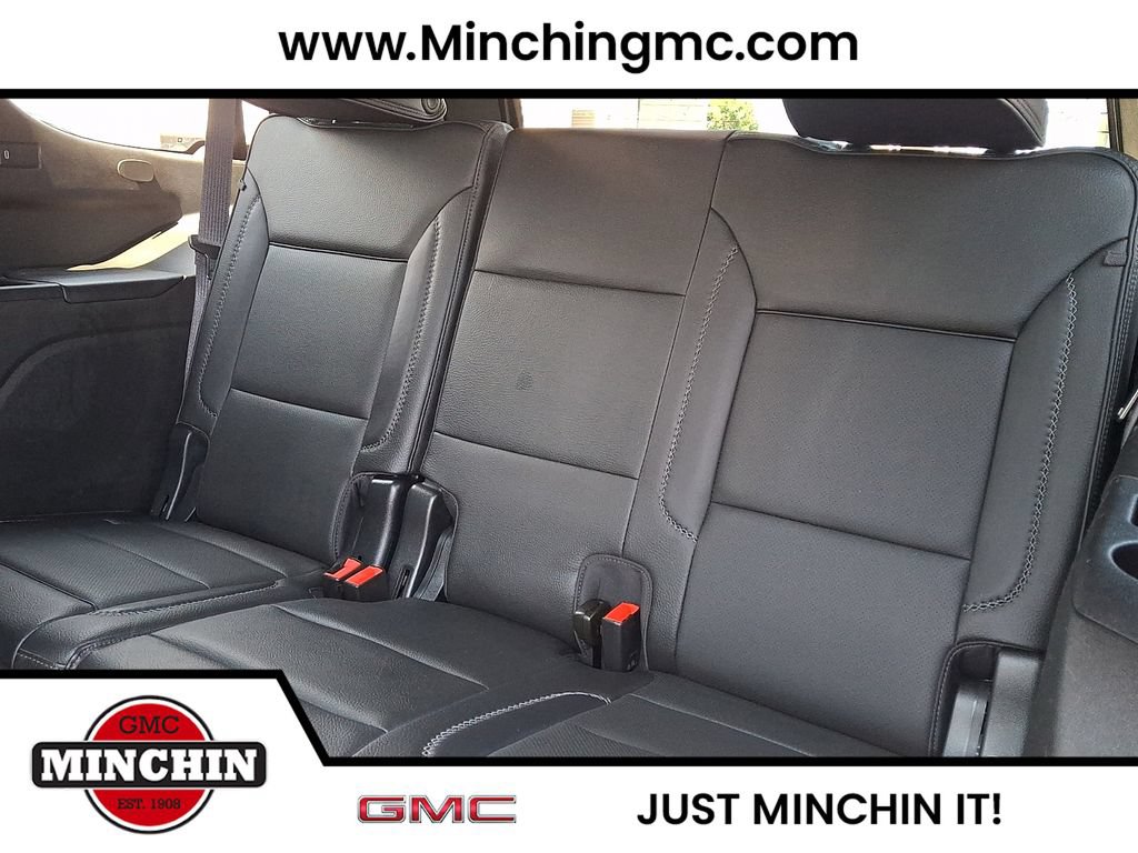 Used 2023 GMC Yukon Denali AWD/4WD image 11