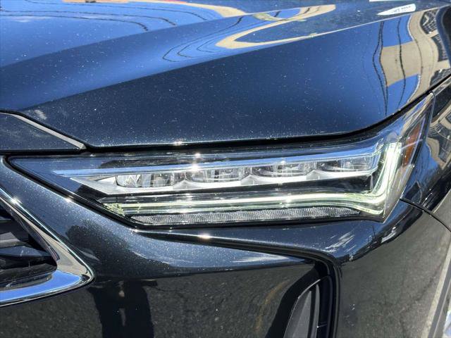 Used 2023 Acura MDX Advance Package image 7