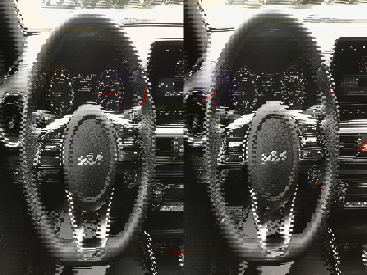 Used 2022 Kia Forte GT-Line w/ GT-Line Premium Package image 18