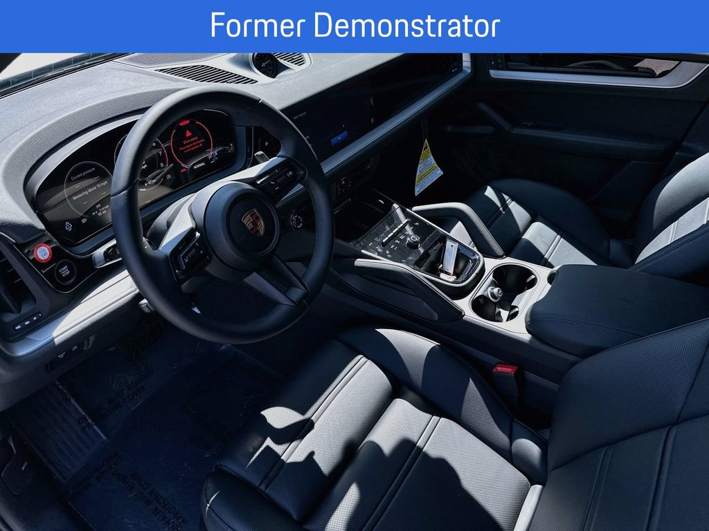 New 2026 Porsche Cayenne Coupe AWD/4WD image 4