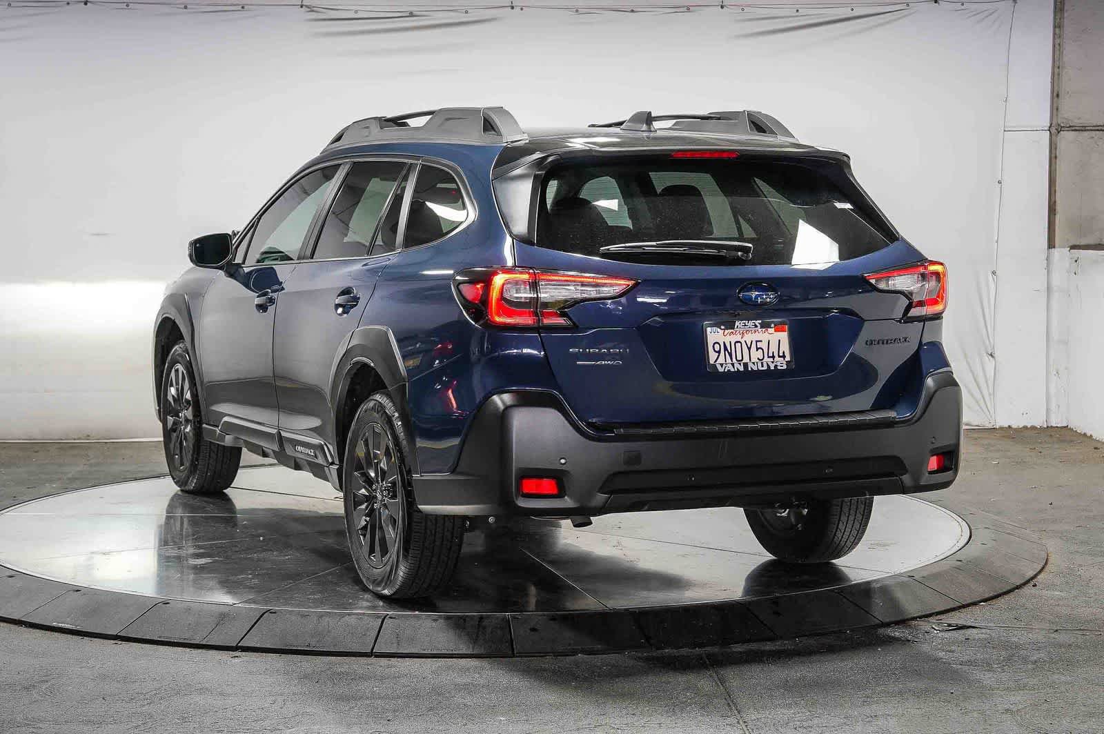 Used 2024 Subaru Outback Onyx Edition AWD/4WD image 2