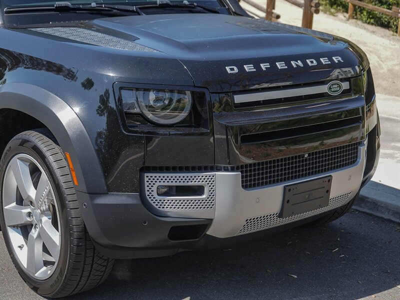 Used 2020 Land Rover Defender 110 SE AWD/4WD image 9