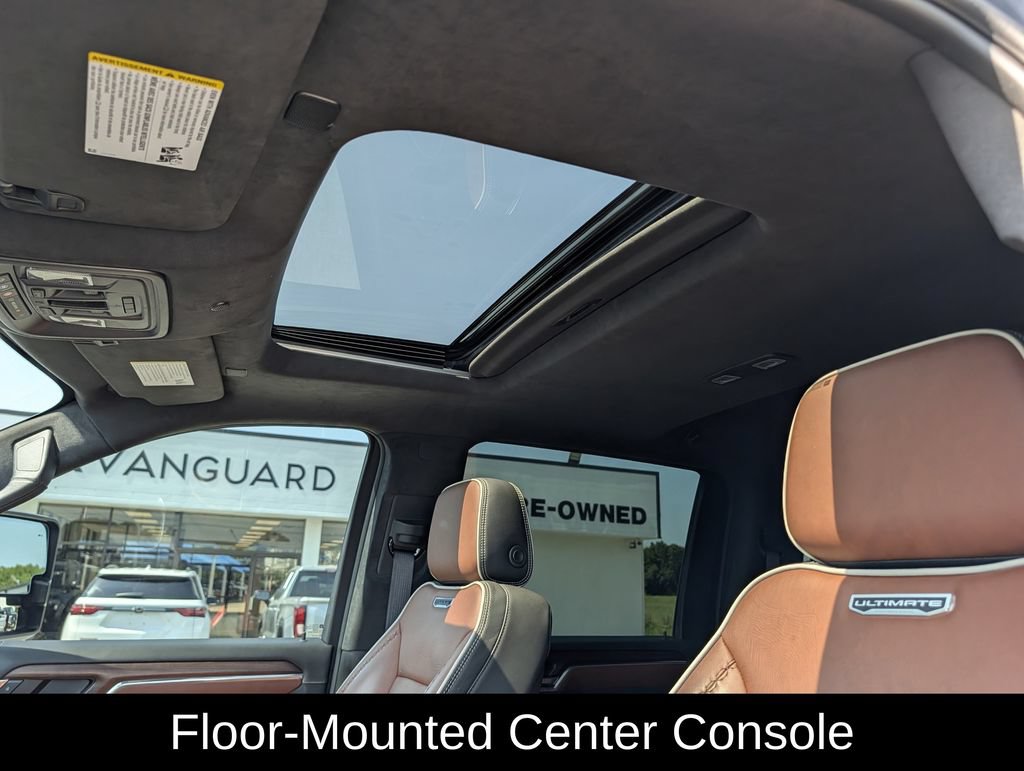 Used 2024 GMC Sierra 3500 Denali Ultimate AWD/4WD image 27