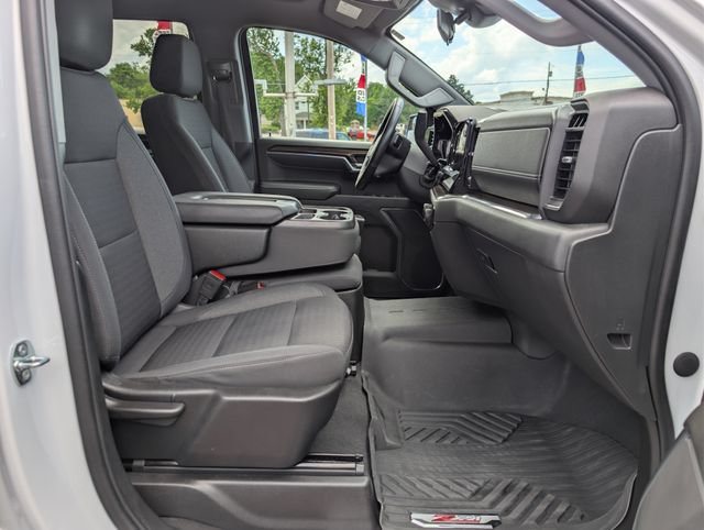 Used 2023 Chevrolet Silverado 1500 LT Trail Boss w/ Protection Package AWD/4WD image 12