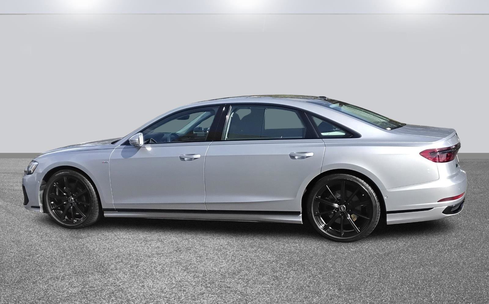 Certified 2022 Audi A8 L 3.0T image 6