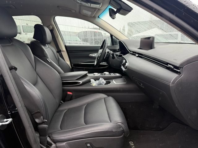 Used 2025 Genesis GV70 2.5T AWD/4WD image 9