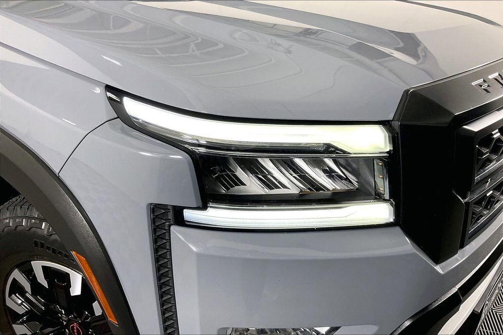 Used 2023 Nissan Frontier Pro-X w/ Technology Package image 40