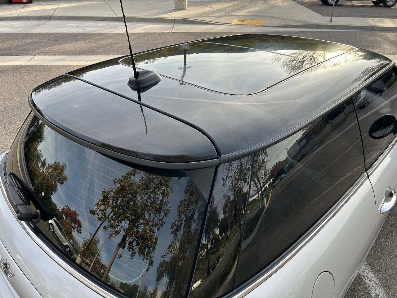 Used 2014 MINI Cooper 2-Door Hardtop w/ Premium Package image 14