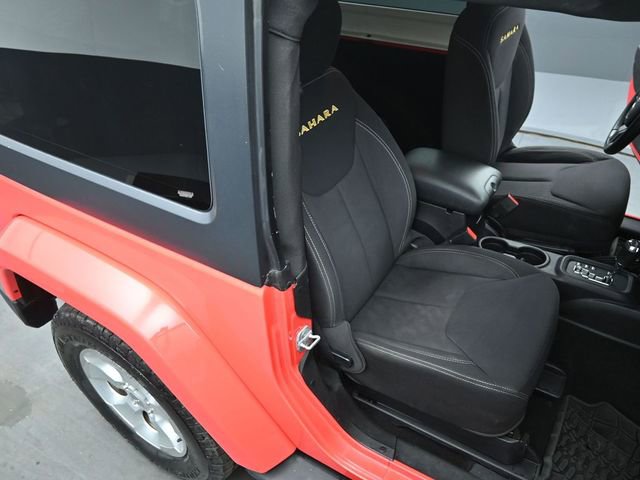 Used 2013 Jeep Wrangler Sahara w/ Connectivity Group AWD/4WD image 16