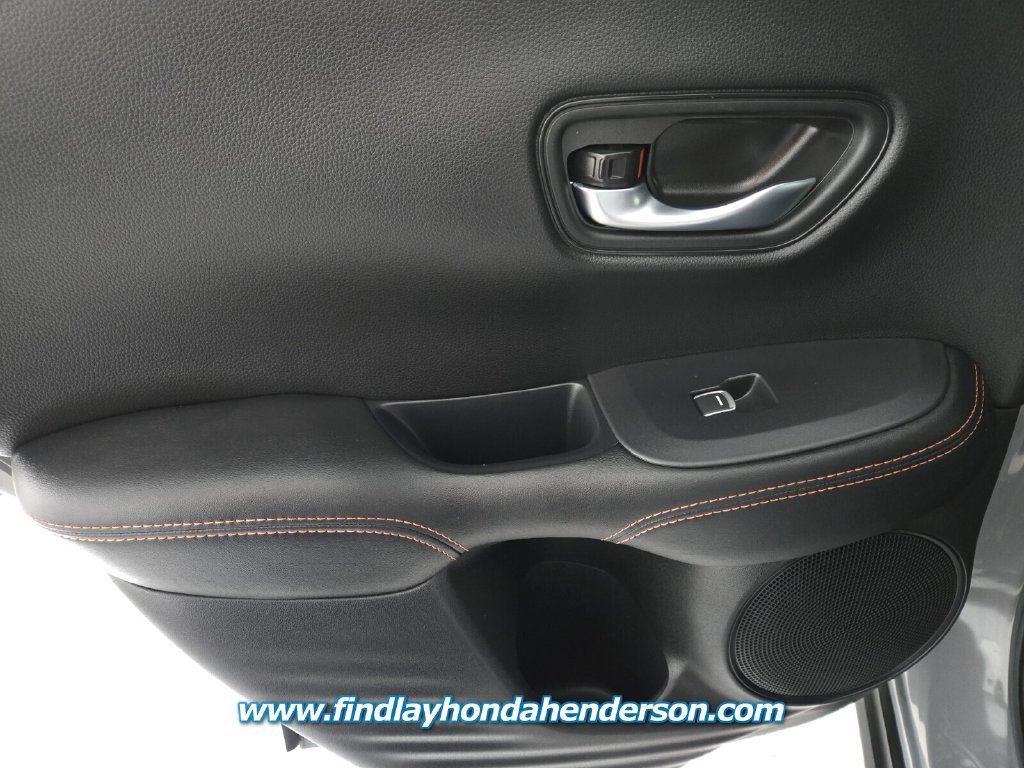 Used 2025 Honda HR-V Sport image 23