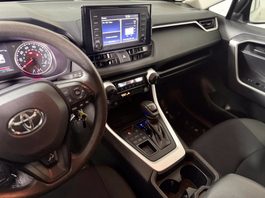 Used 2019 Toyota RAV4 LE w/ All Weather Liner Package AWD/4WD image 17