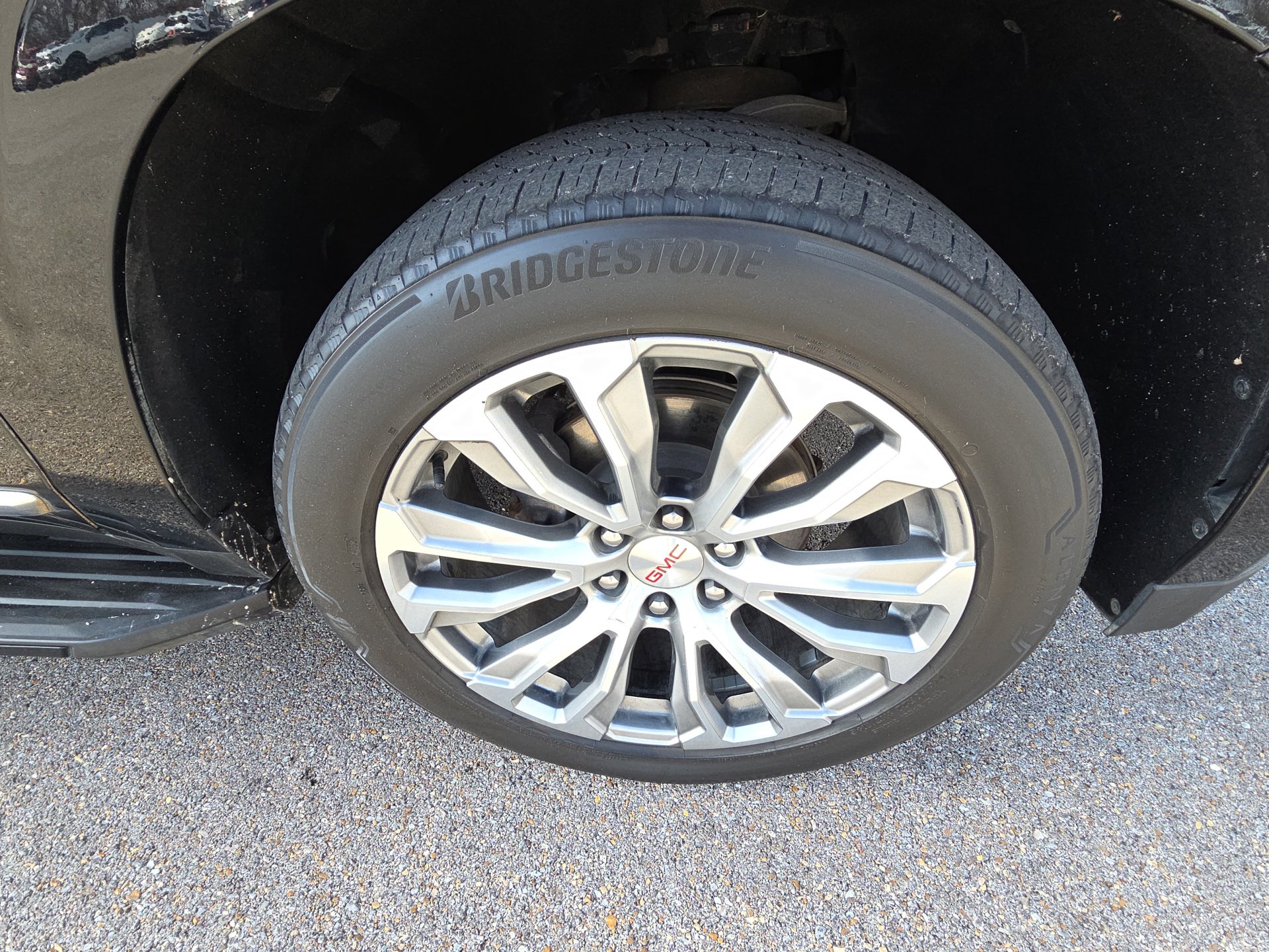 Certified 2021 GMC Yukon Denali image 10