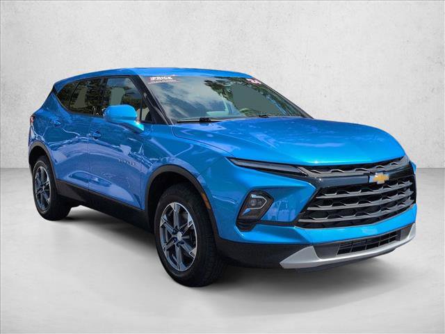 Used 2025 Chevrolet Blazer LT FWD image 4