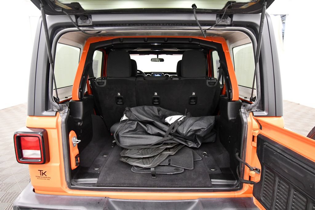 Used 2018 Jeep Wrangler Unlimited Sport S AWD/4WD image 7