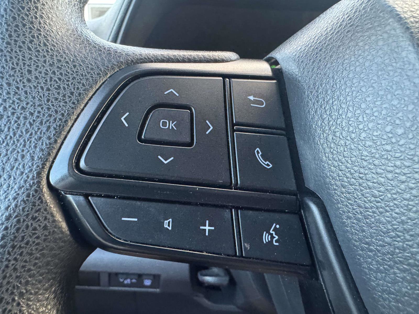 Certified 2023 Toyota Sienna LE image 34